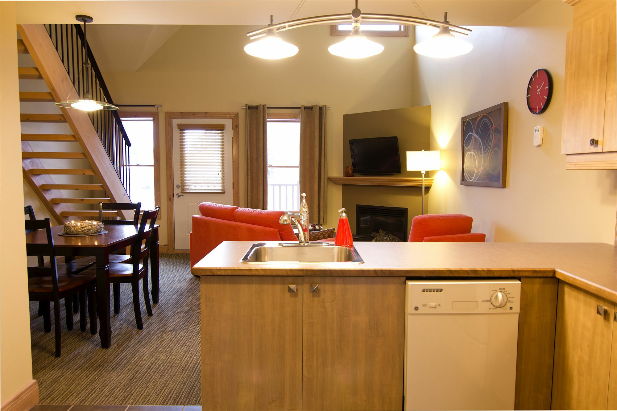 Suites De La Gare - Location Adp มงต์-ทร็องบล็องต์ ภายนอก รูปภาพ